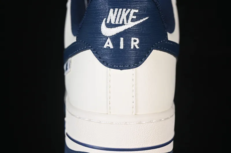 All categories Nk Air Force 1 Air Force series Nk Air Force 1 Low Air Force low top Nike Air Force 1'07 Low tree pattern midnight blue Air Force 1 low top casual sneakers SM6668-127